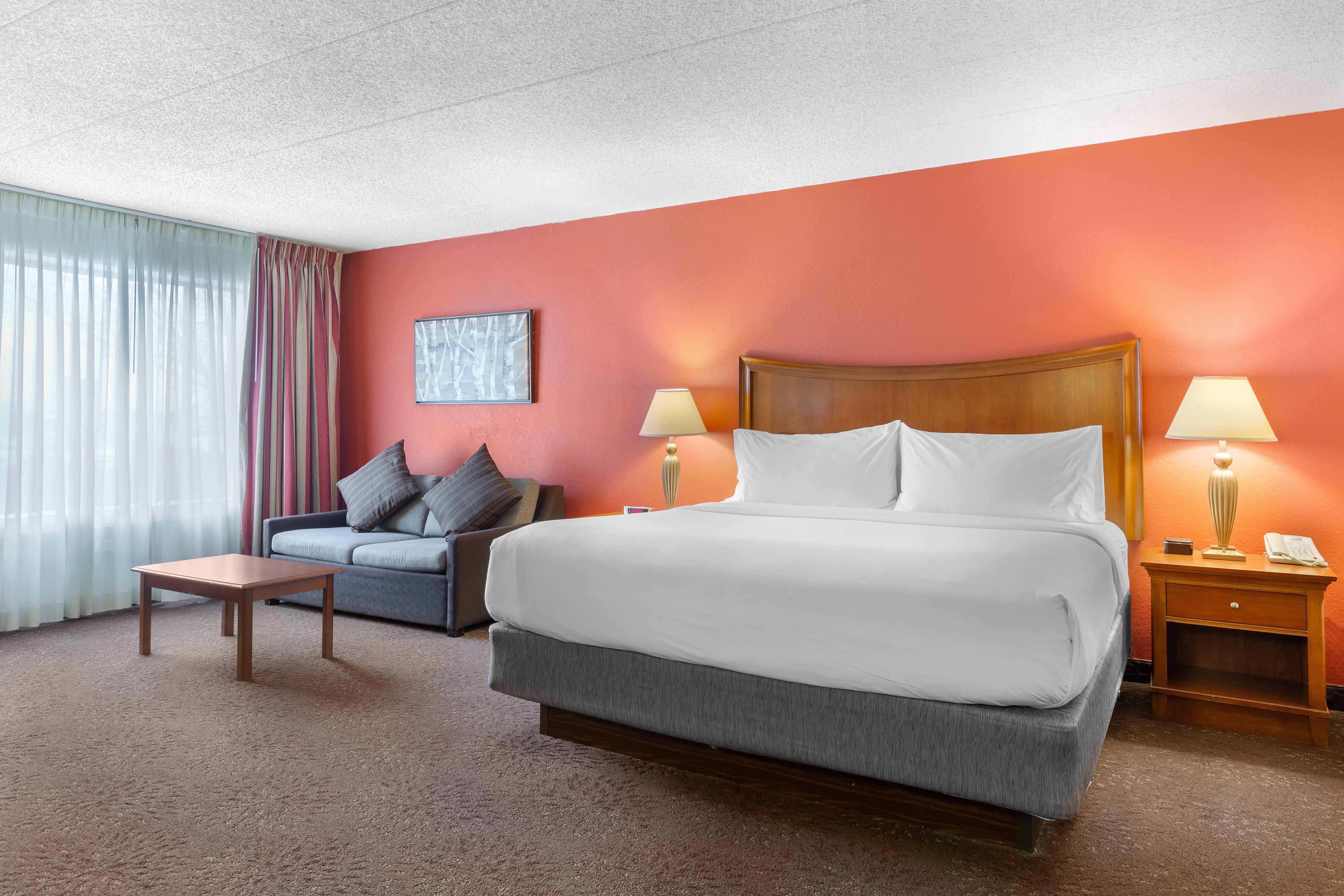Holiday Inn Express Chicago-Downers Grove By Ihg Экстерьер фото