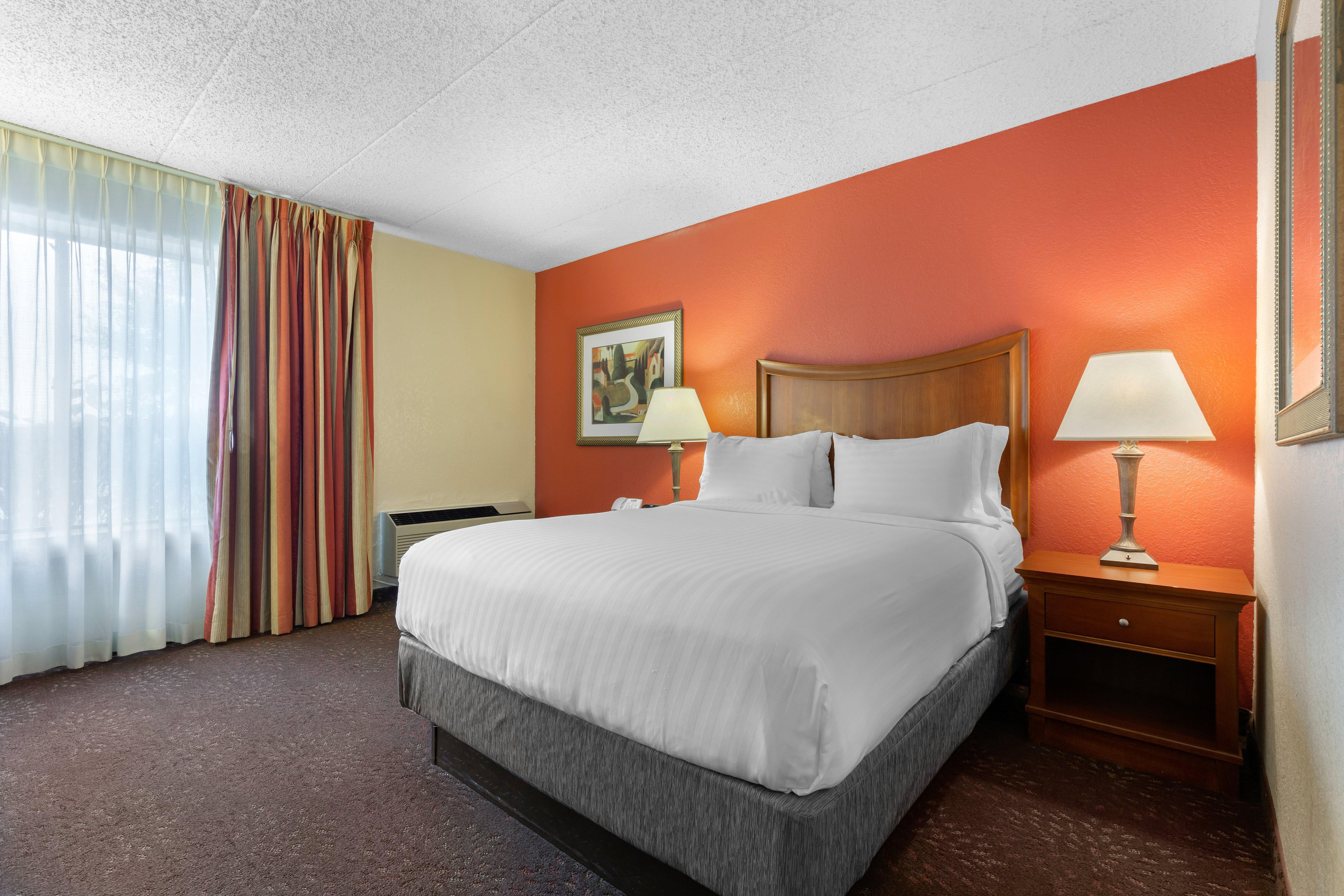 Holiday Inn Express Chicago-Downers Grove By Ihg Экстерьер фото