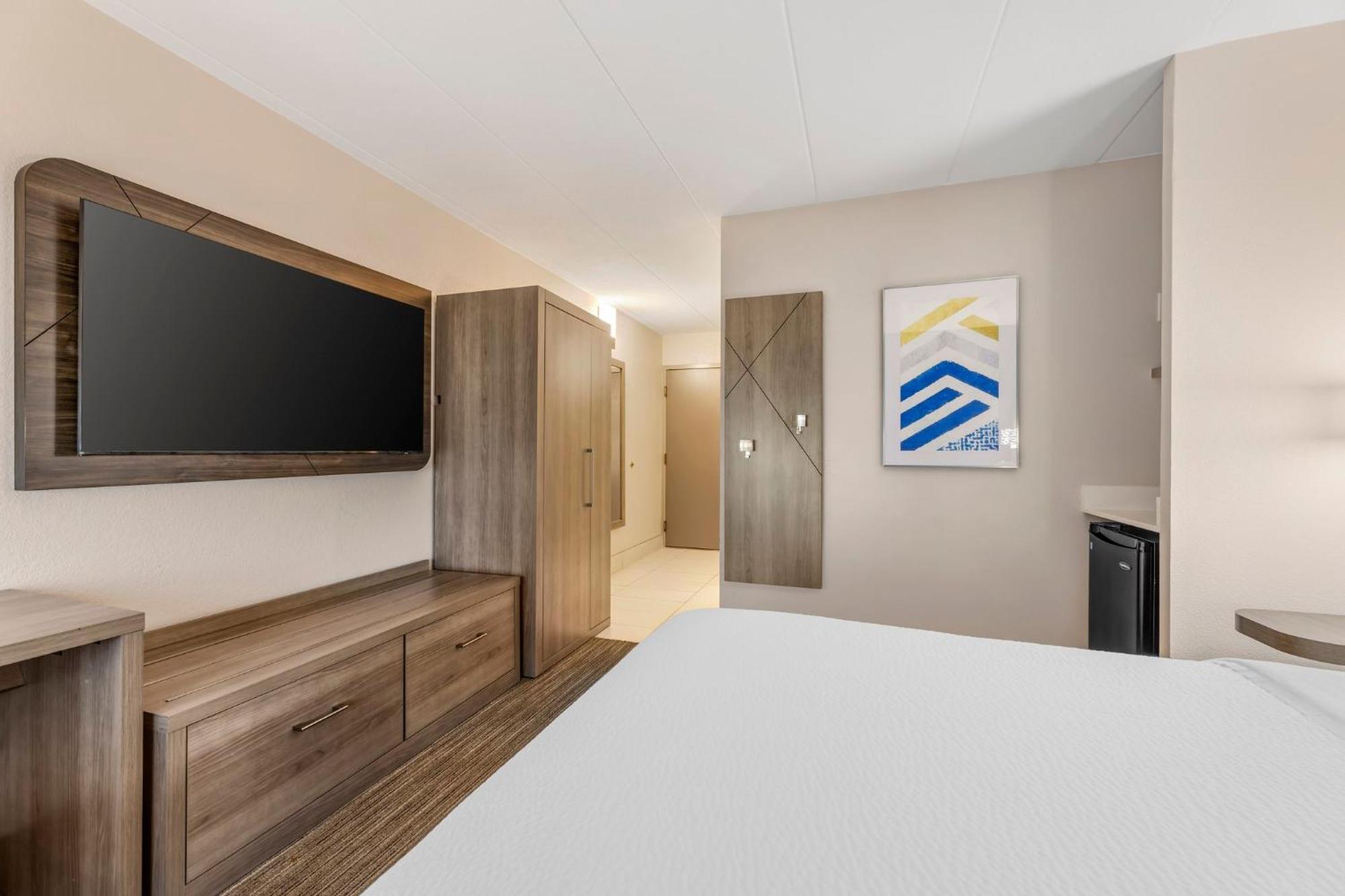 Holiday Inn Express Chicago-Downers Grove By Ihg Экстерьер фото
