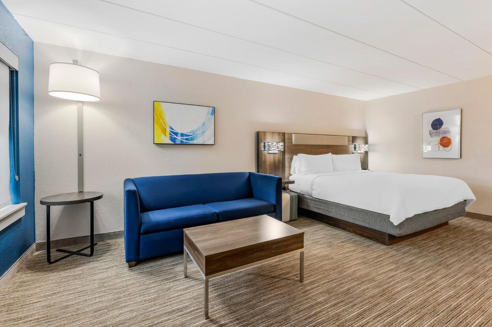 Holiday Inn Express Chicago-Downers Grove By Ihg Экстерьер фото